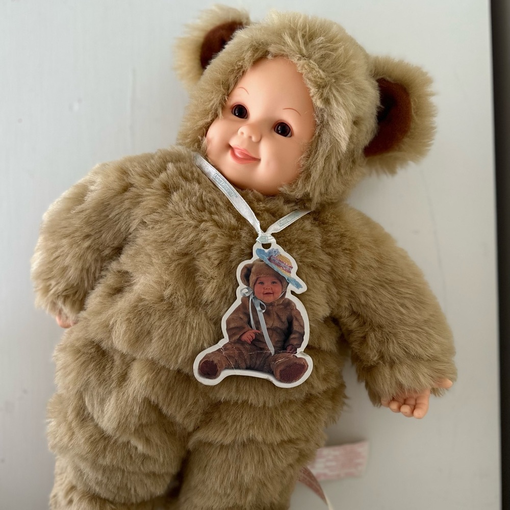 VINTAGE - Rare Anne Gabbes baby
Like NEW - no wear, tears or stains